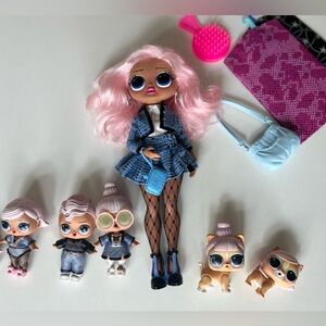 LOL Surprise O.M.G. Uptown Girl Fashion Doll and Family